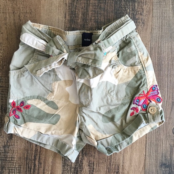GAP Kids Bow belt Camo Shorts with Embroidery - Picture 1 of 4